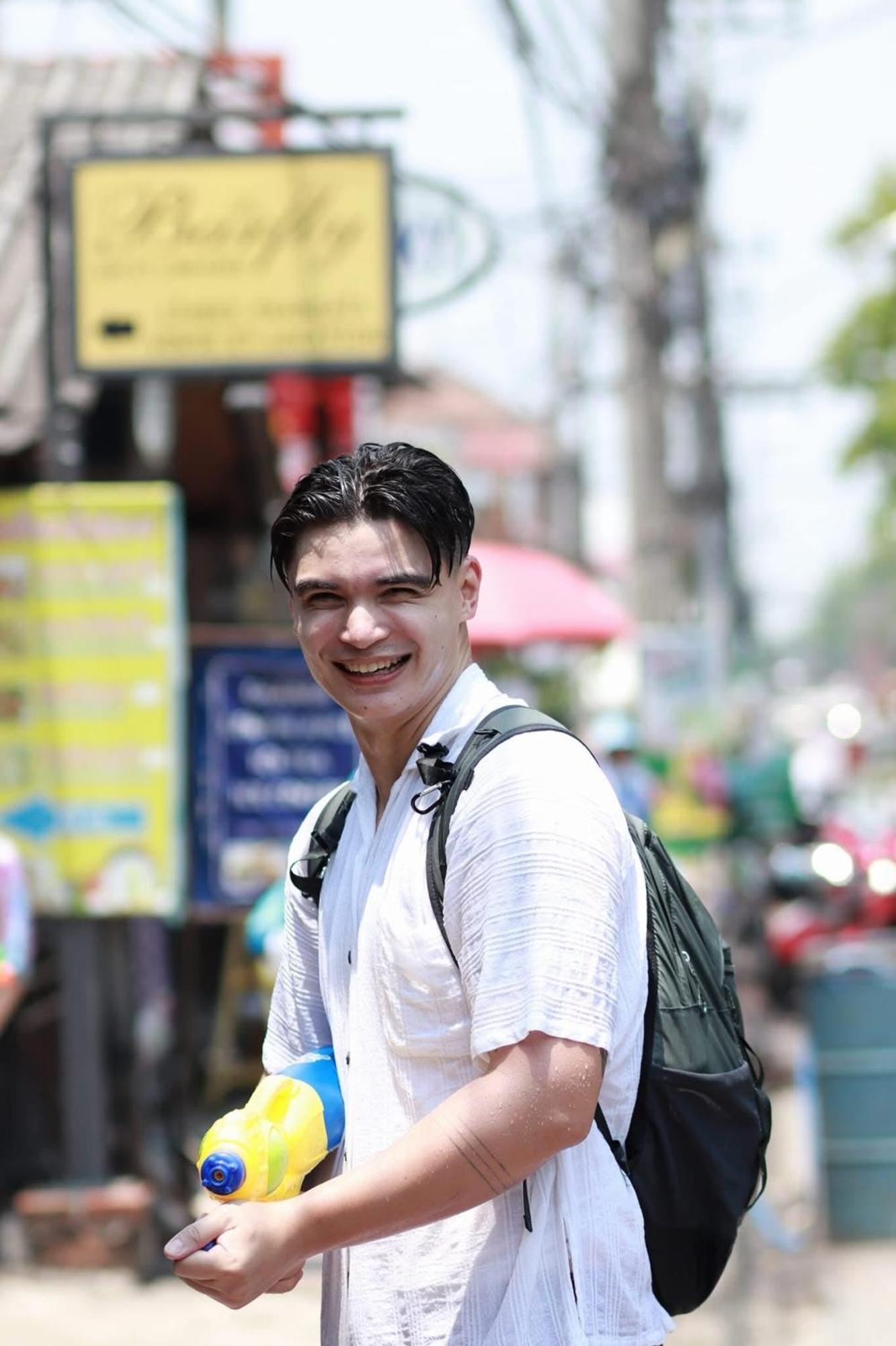 W2 Hostel Chiang Mai Eksteriør billede